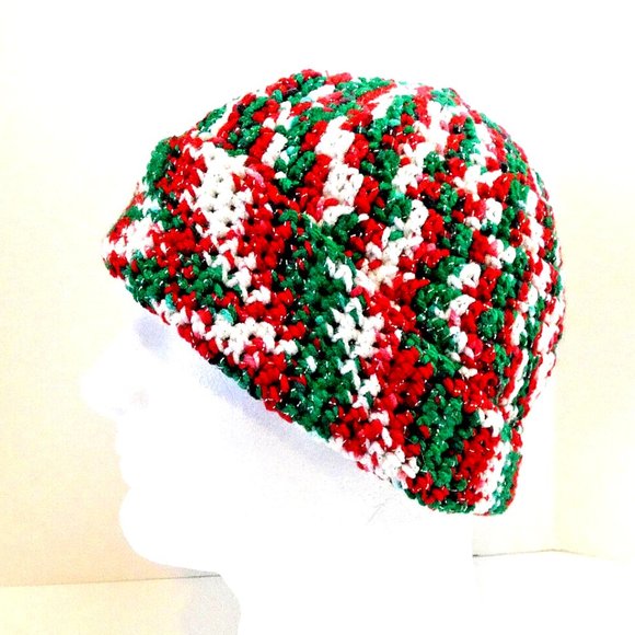 Red Green Baggy Beanie OS Slouch Cap Hat Handmade Crochet Hand Knit Sparkly NWT - Picture 4 of 8